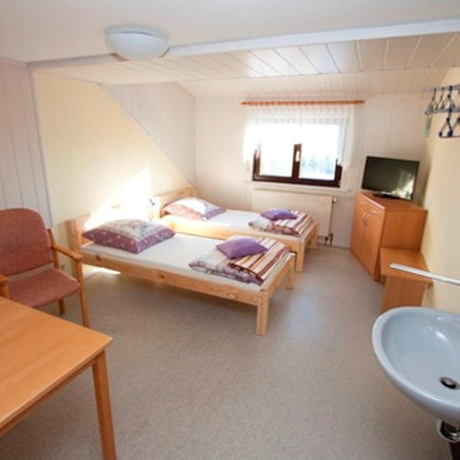 Rhoen Panorama Hostel Поппенхаузен Экстерьер фото